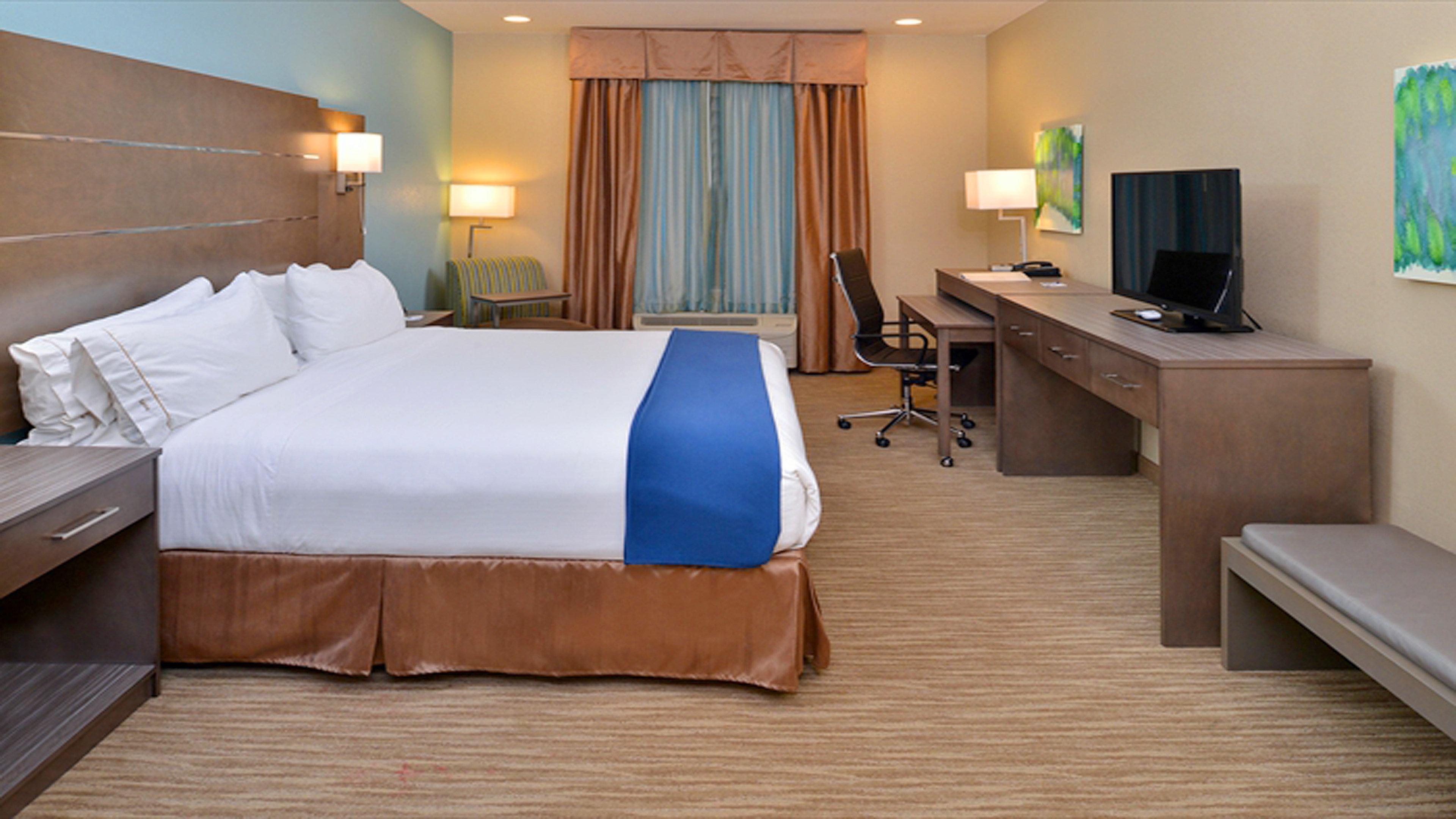Holiday Inn Express And Suites Schulenburg By Ihg Екстериор снимка